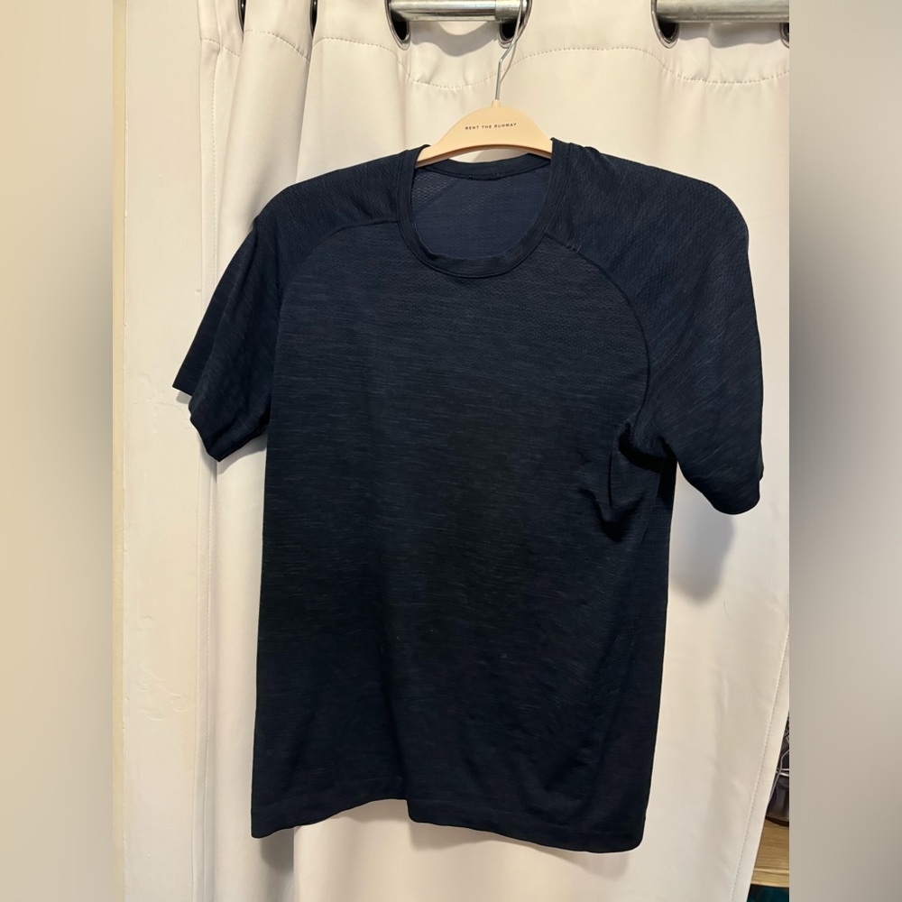 Lulu lemon metal tech men’s shirt navy blue